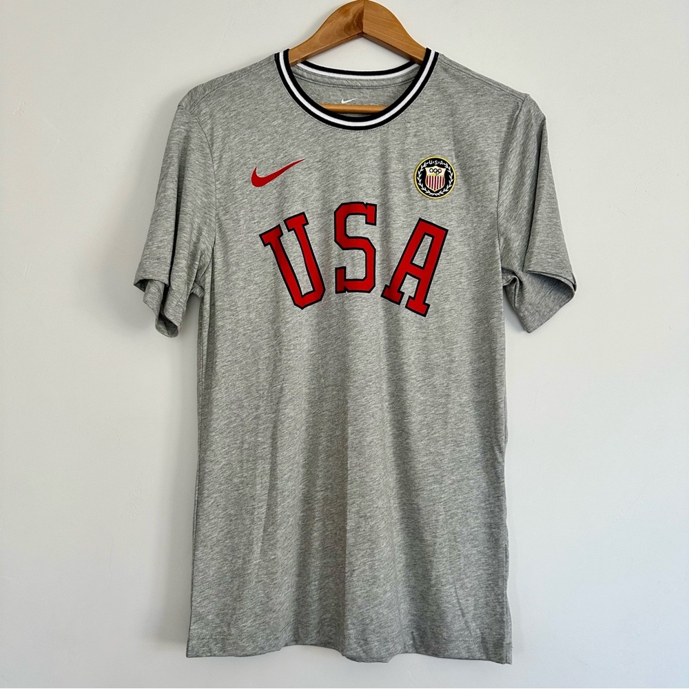 {Nike} Team USA Olympics patch T-shirt Size: S